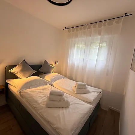 Perlissima, View And Pool *