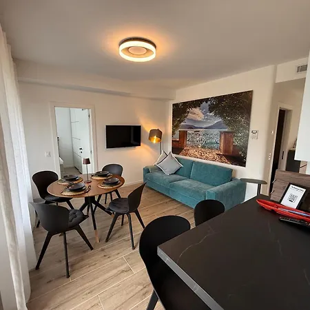 Perlissima, View And Pool Апартаменты *