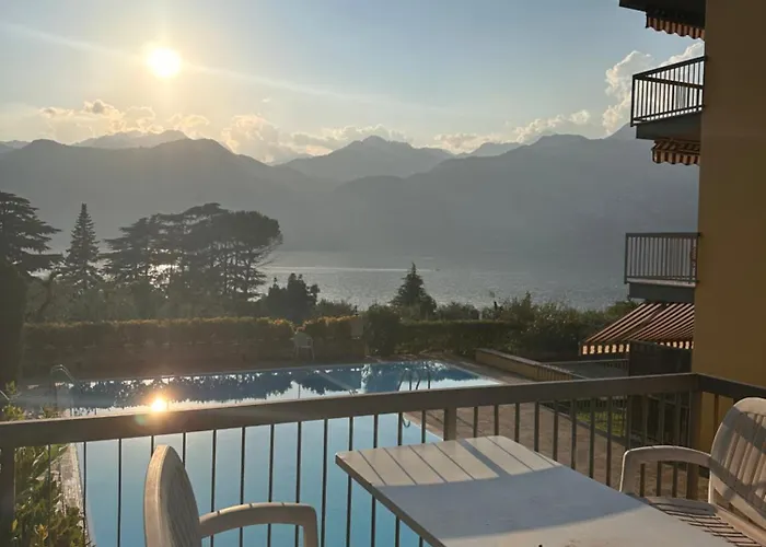 Perlissima, View And Pool * Malcesine