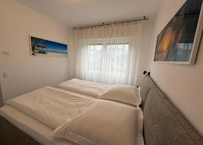 Apartment Perlissima, View And Pool Malcesine