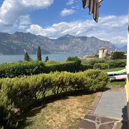 Apartment Perlissima, View And Pool Malcesine